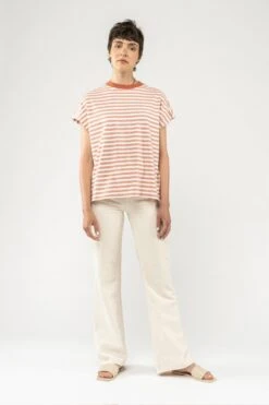 MELA Madhu Damen T-Shirt Thin Stripes Terracotta Gestreift Orange -Derbi Kleidung Geschaft 13591 3 1280x1280