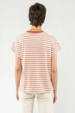 MELA Madhu Damen T-Shirt Thin Stripes Terracotta Gestreift Orange -Derbi Kleidung Geschaft 13591 4 1280x1280