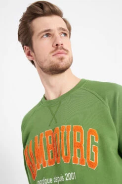 Derbe Herren Pullover Hambourg Cactus Grün Sweatshirt Baumwolle Nachhaltig 13 Derbe Herren Pullover Hambourg Cactus Grün Sweatshirt Baumwolle Nachhaltig -Derbi Kleidung Geschaft 13875 4 1280x1280
