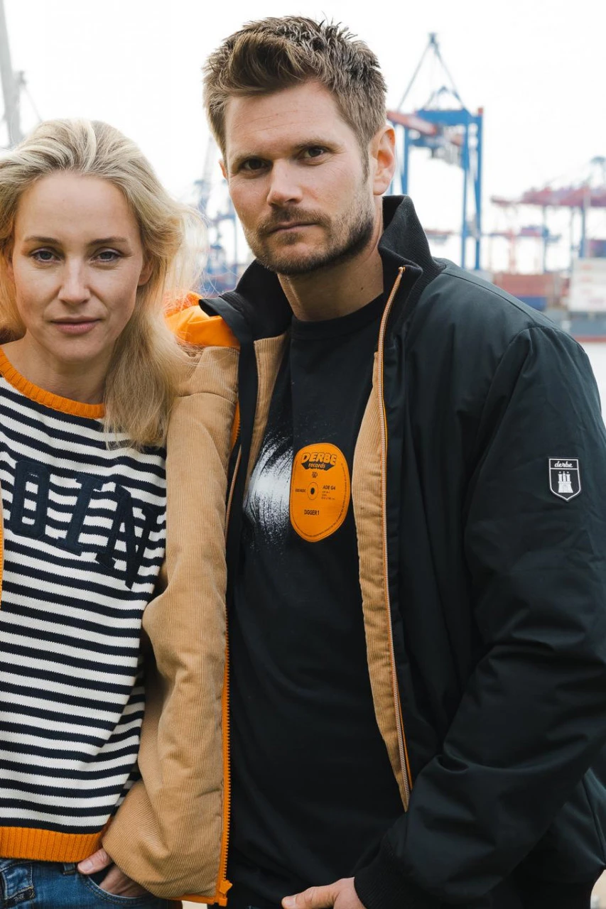 Derbe Platte Herren T-Shirt Black Schwarz Schallplatte 4 Derbe Platte Herren T-Shirt Black Schwarz Schallplatte – Bild 2