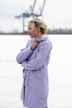 Derbe Island Friese Damen Softshell Mantel Purple Rose Off White Flieder 18 Derbe Island Friese Damen Softshell Mantel Purple Rose Off White Flieder -Derbi Kleidung Geschaft 13965 7 1280x1280
