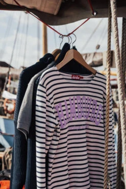 Derbe Hambourg Damen Langarmshirt Striped Offwhite Navy Beige Blau Gestreift -Derbi Kleidung Geschaft 14004 4 1280x1280