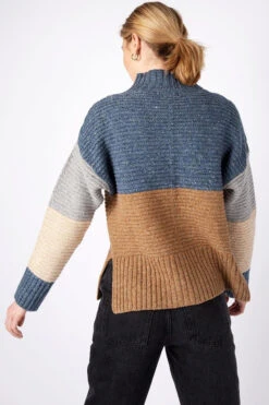 IrelandsEye Pullover Iris Damen Pullover Mehrfarbig Blau Beige Braun -Derbi Kleidung Geschaft 14072 2 1280x1280