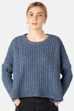 IrelandsEye Aran Sorrell Cropped Blau Damen Kurzer Pullover Seaspray
