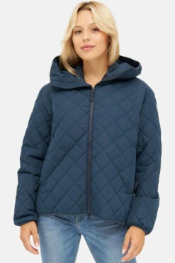 Derbe Quiltby Short Damen Jacke Navy Dunkelblau Nachhaltig -Derbi Kleidung Geschaft 14302 2 1280x1280