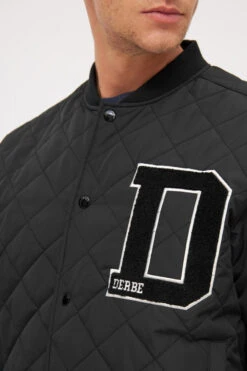 Derbe Quiltby College Unisex Jacke Schwarz Black Nachhaltig -Derbi Kleidung Geschaft 14310 7 1280x1280