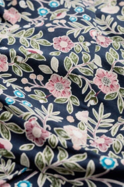 Seasalt Cornwall Seed Packet Damen Kleid Dunkelblau Blumen Folklore -Derbi Kleidung Geschaft 14338 4v8ZigYaAgn6Bu 1280x1280