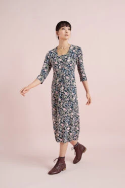 Seasalt Cornwall Seed Packet Damen Kleid Dunkelblau Blumen Folklore -Derbi Kleidung Geschaft 14338 6vv0IxXZPGXGFs 1280x1280