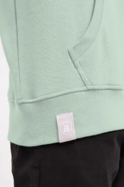 Derbe Hechtsuppe Herren Hoodie Kapuzenpullover Laurel Green Hellgrün -Derbi Kleidung Geschaft 14383 4 1280x1280