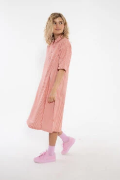 Danefae Damen Kleid Danane Rot Gestreift Seersucker Fischerhemd Blusenkleid -Derbi Kleidung Geschaft 14442 2 1280x1280