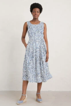 Seasalt Cornwall Belle Damen Kleid Blau Türkis Gemustert 14 Seasalt Cornwall Belle Damen Kleid Blau Türkis Gemustert -Derbi Kleidung Geschaft Belle 20Dress 20 20Foliage 20Doodle 20Chalk 20 202 1280x1280