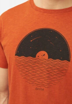 Derbe Plattenmeer Herren T-Shirt Orange -Derbi Kleidung Geschaft M 04 TSFL Plattenmeer 20cinnamon 200850 040 1280x1280